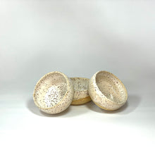 Load image into Gallery viewer, Small ceramic bowls