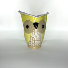 Load image into Gallery viewer, Owl Planters Light Clay (1 each)
