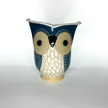 Load image into Gallery viewer, Owl Planters Light Clay (1 each)
