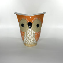 Load image into Gallery viewer, Owl Planters Dark Clay (1 each)