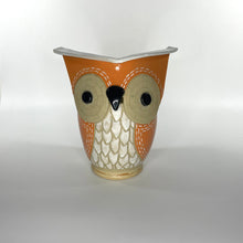 Load image into Gallery viewer, Owl Planters Dark Clay (1 each)
